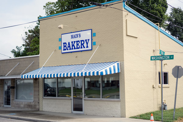 Main's Bakery opened last week in Huntingburg.