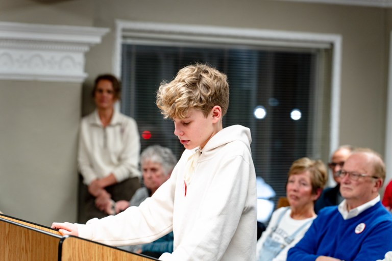 Dubois County Council hears from opponents to the corridor, asked to leave RDA