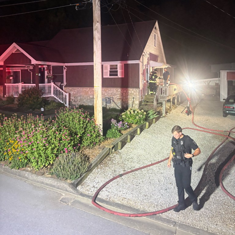 No injuries after early-morning house fire in Jasper
